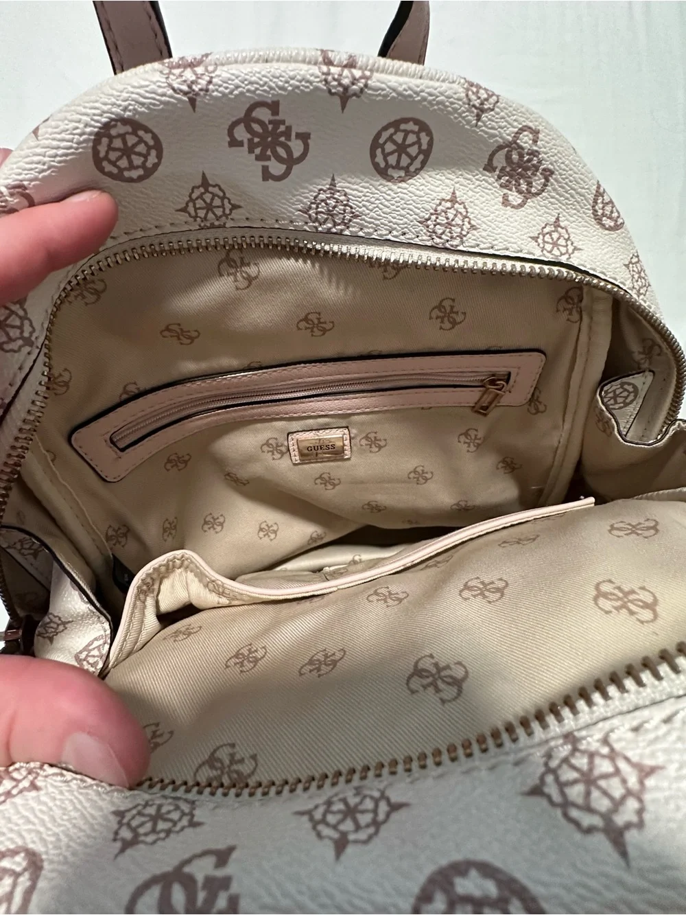 Guess vikky mini